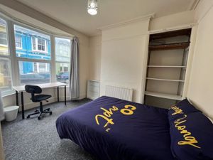 Photo 18- click for photo gallery